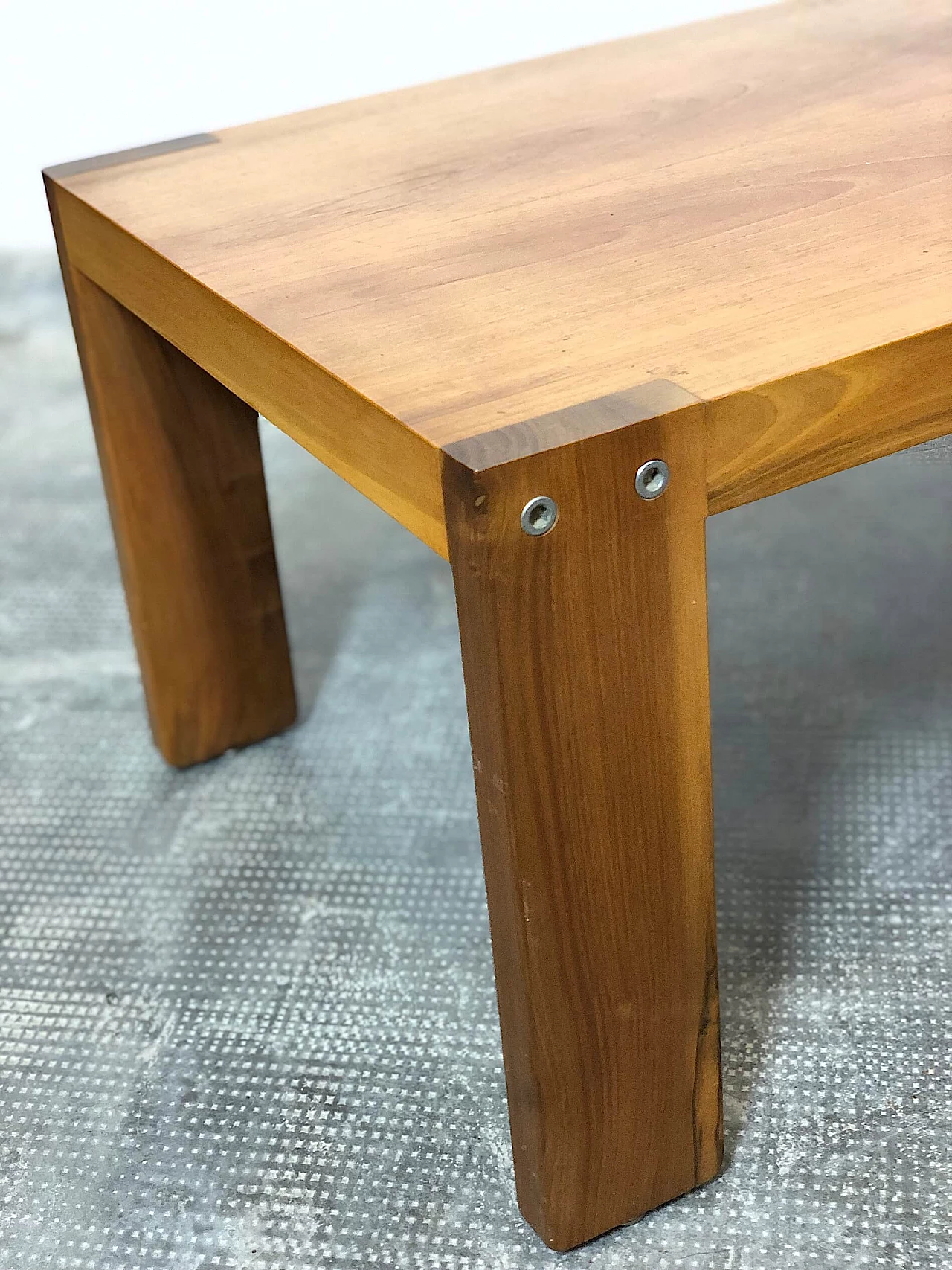 Large coffee table in beech and walnut, 1960s 1307337