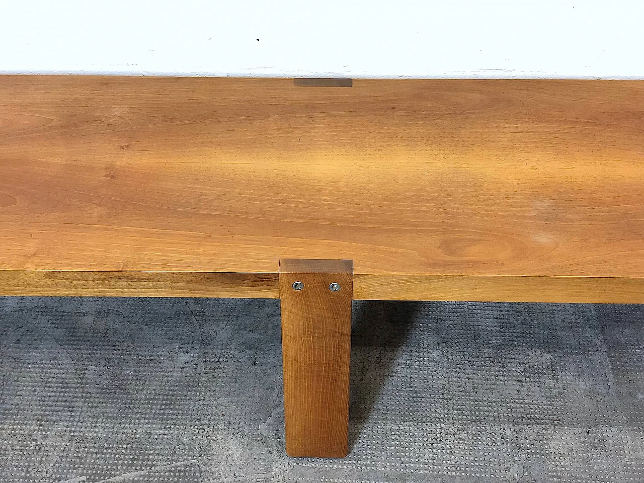Large coffee table in beech and walnut, 1960s 1307339