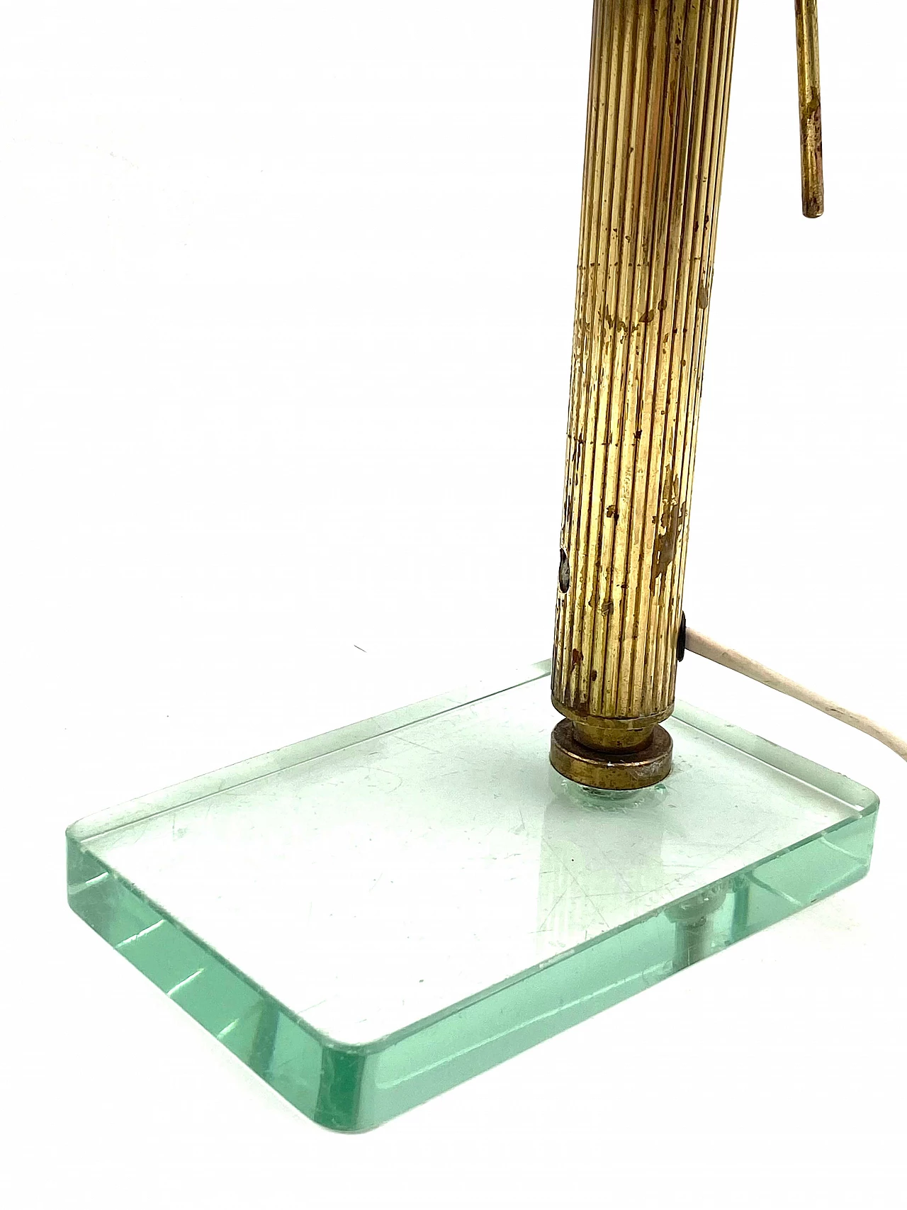 Brass table lamp in the style of Pietro Chiesa for Fontana Arte, 1940s 1308042