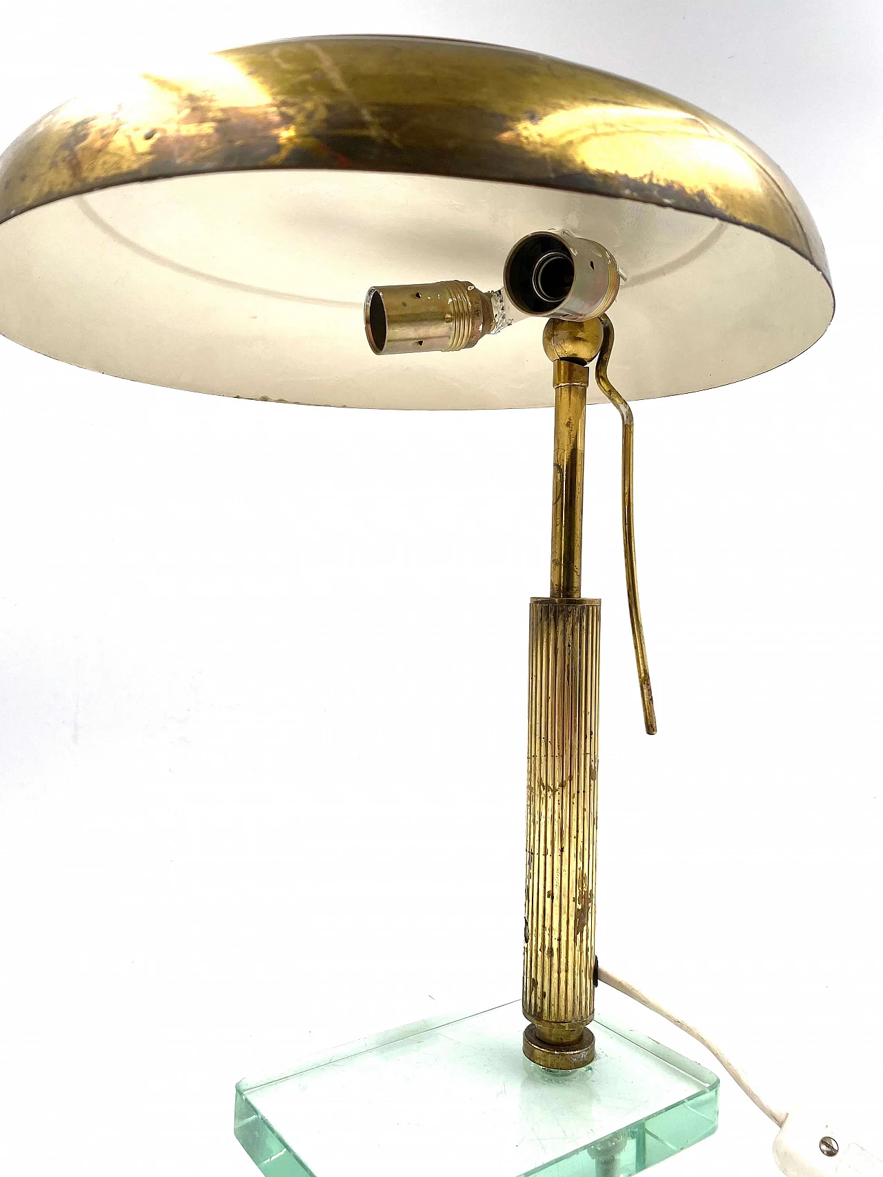 Brass table lamp in the style of Pietro Chiesa for Fontana Arte, 1940s 1308046