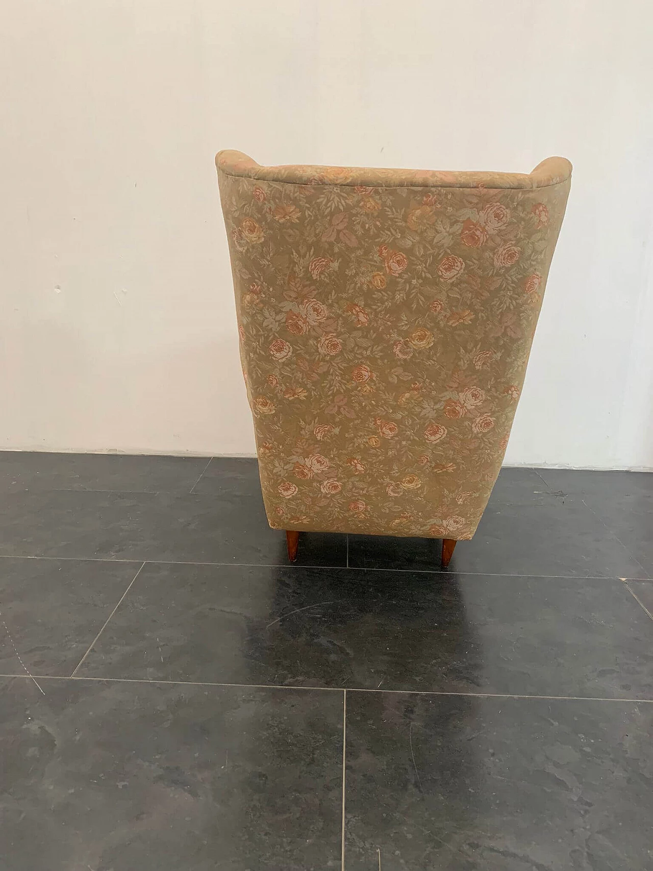 Armchair with floral fabric, 1950s 1308348
