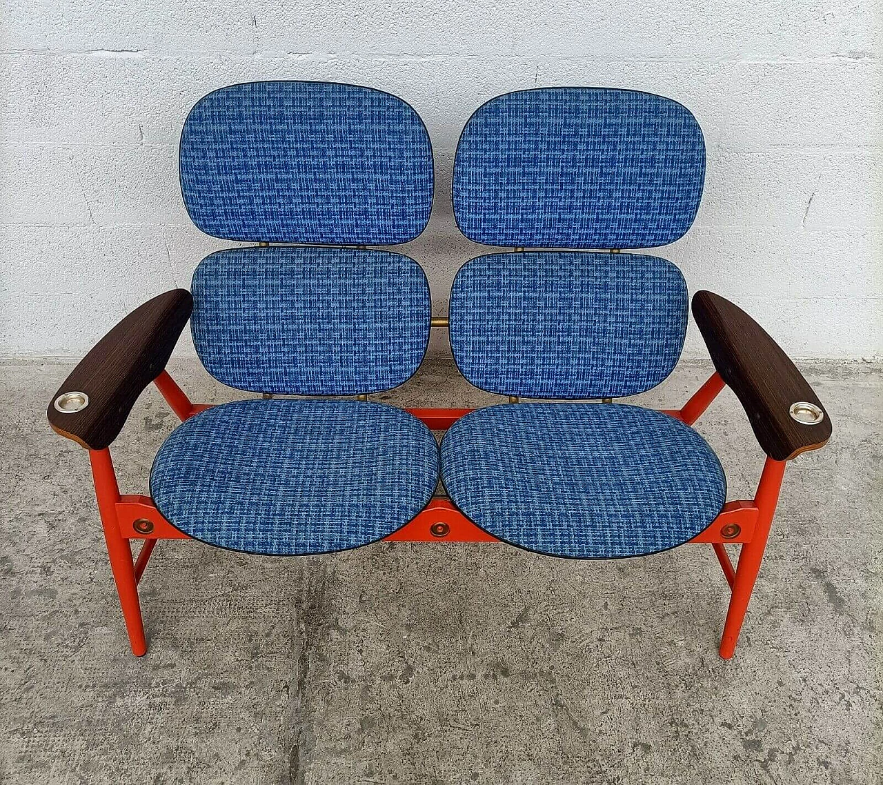 Pair of chairs, sofa and coffee table in wood and fabric by Marco Zanuso for Poltronova, 60s 1310190