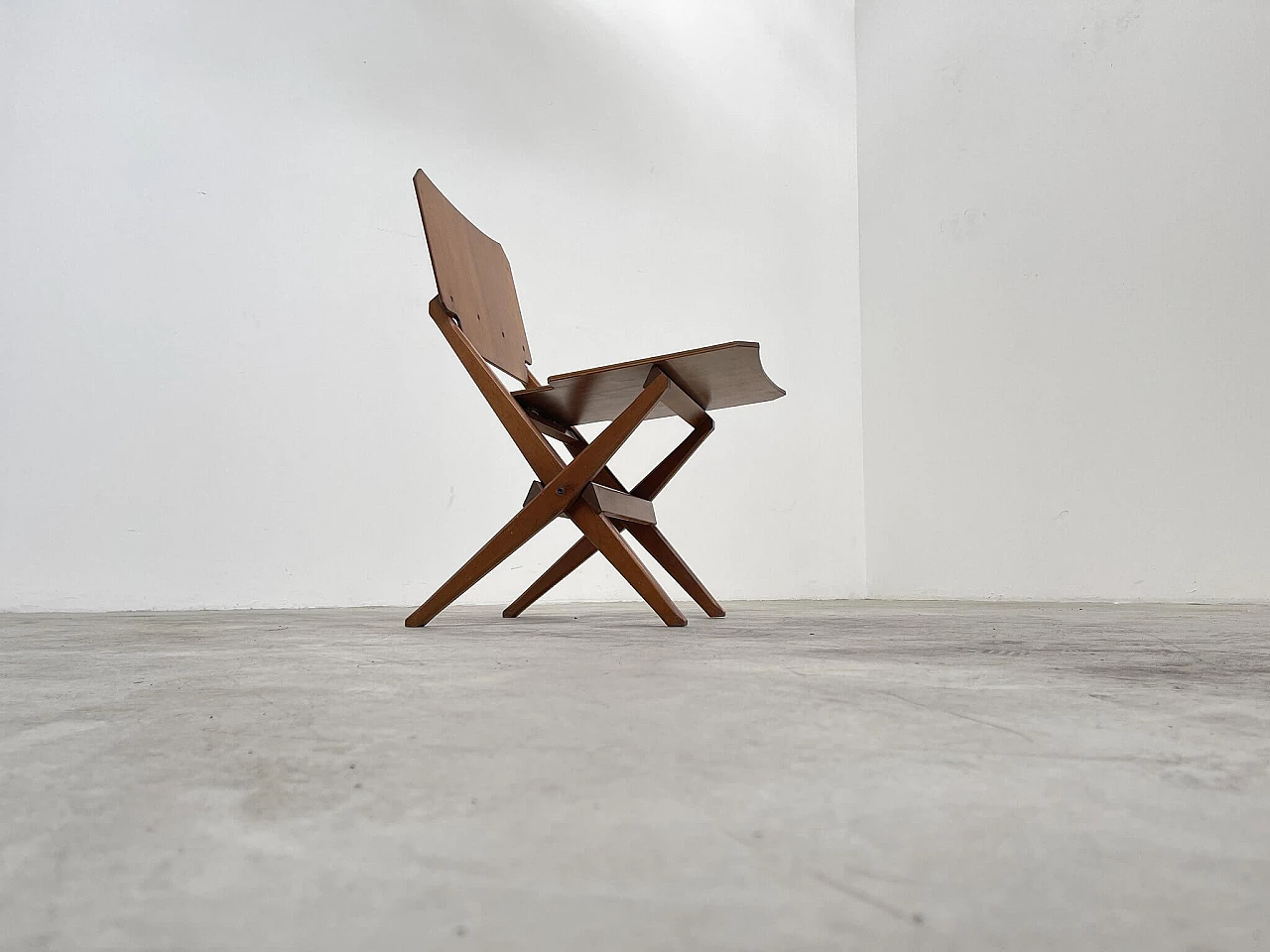 Folding chair in wood by Franco Albini for Poggi, 50s 1310254