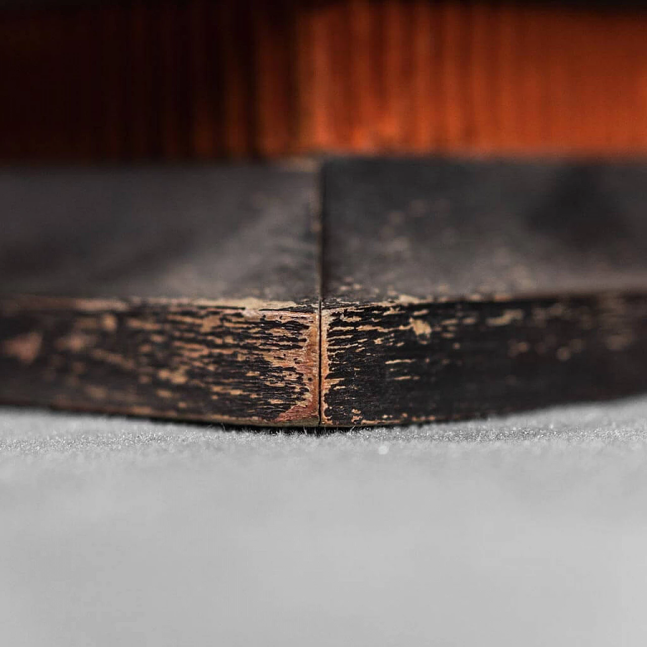 Pair of armchairs with pouf in orange velvet, 70s 1310613