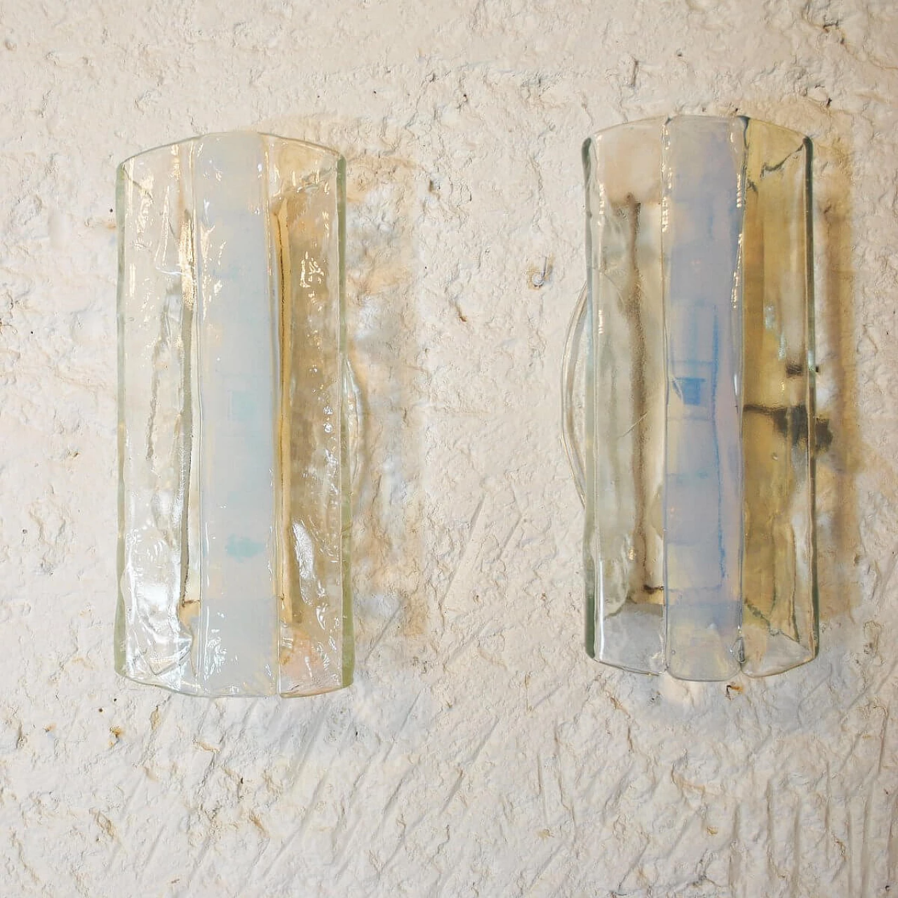 Coppia di applique in vetro di Murano ruvido trasparente di Mazzega, anni '60 1311047