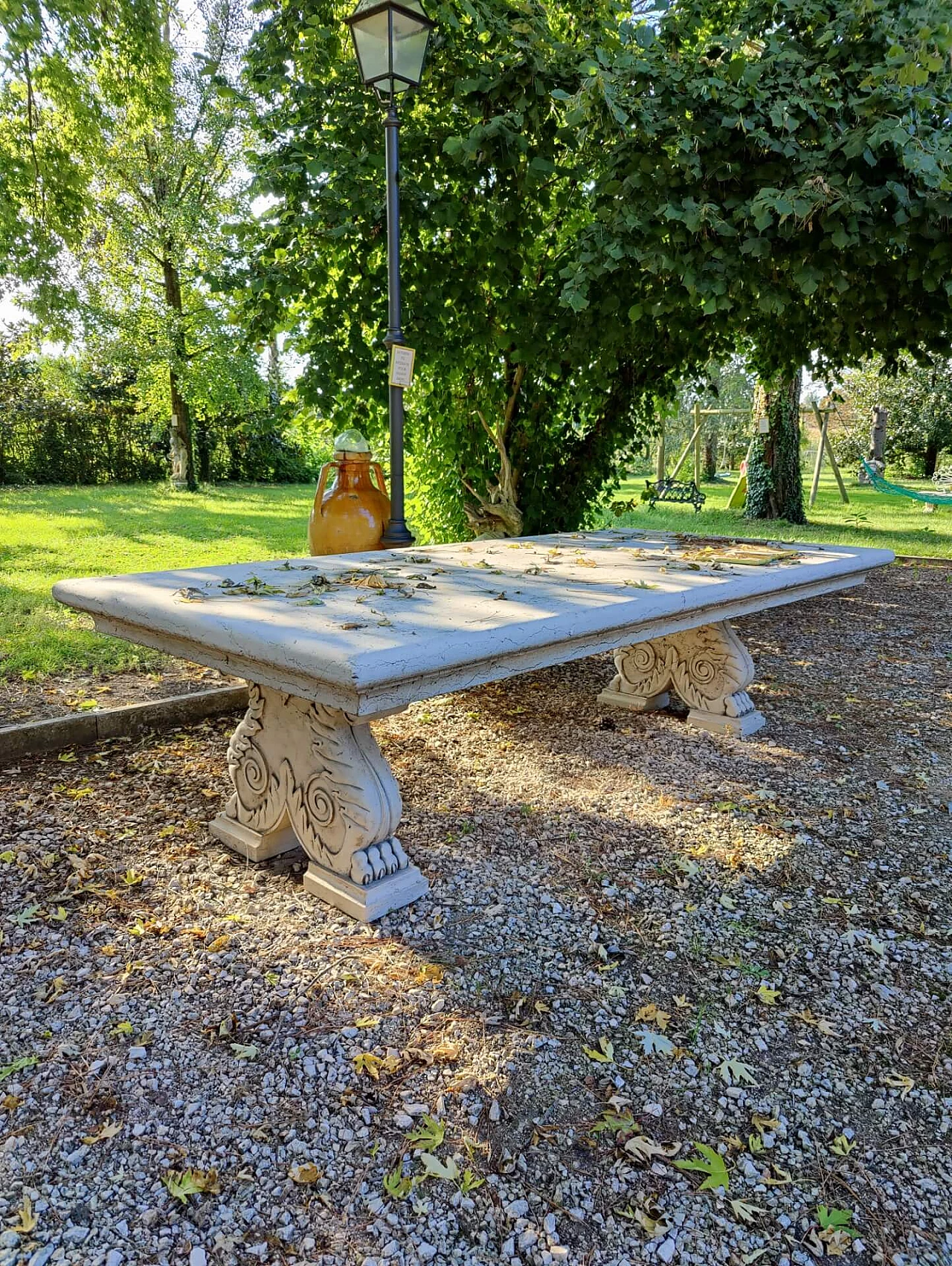Table in Biancone of Asiago marble, 19th century 1311070