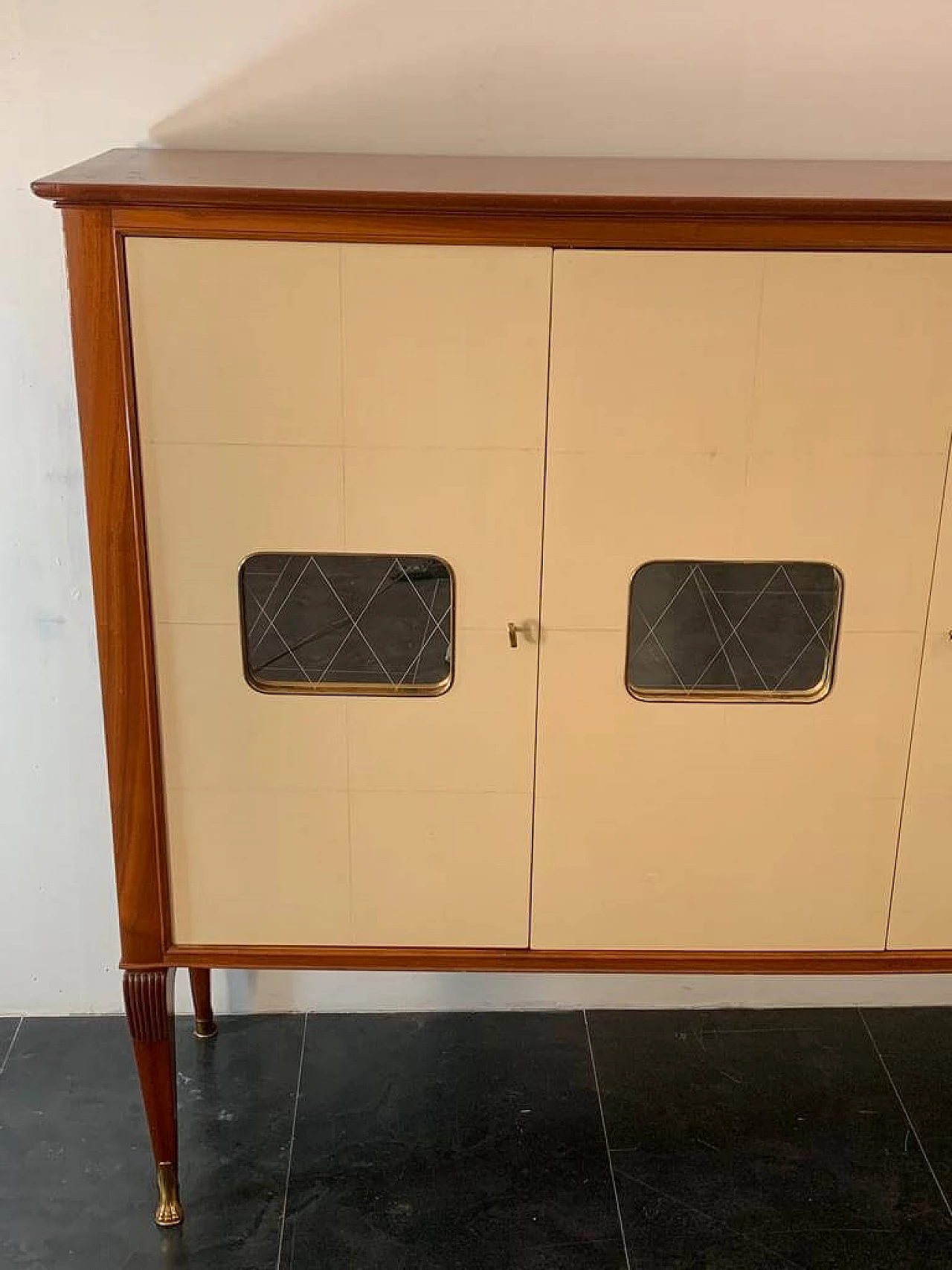 Credenza in mogano e pergamena, anni '50 1312079