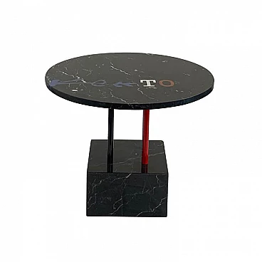 Tavolino di Cleto Munari Kleeto, pezzo unico con marmo intarsiato