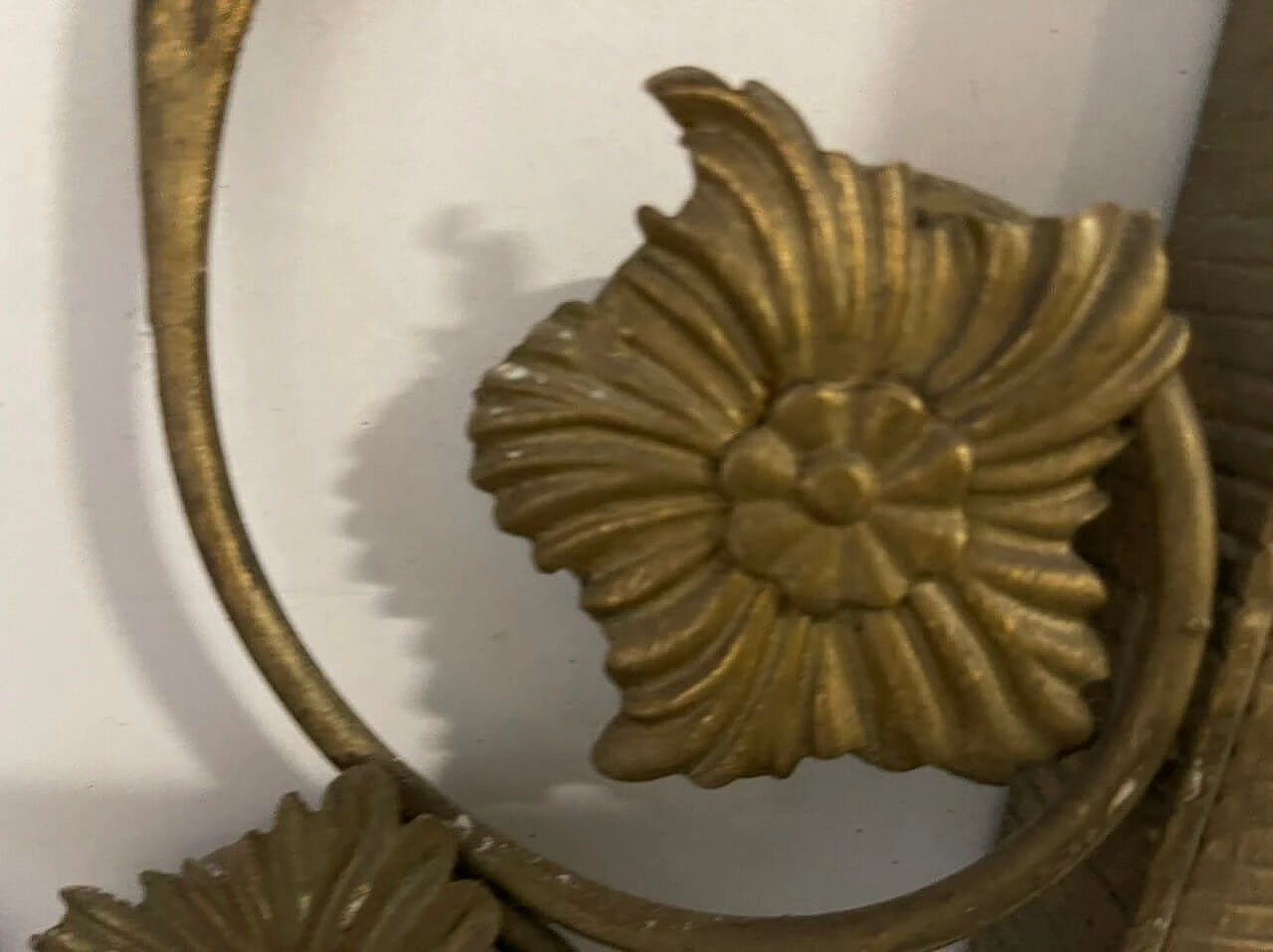 Specchio dorato con tavolino in marmo, anni 40 1312215