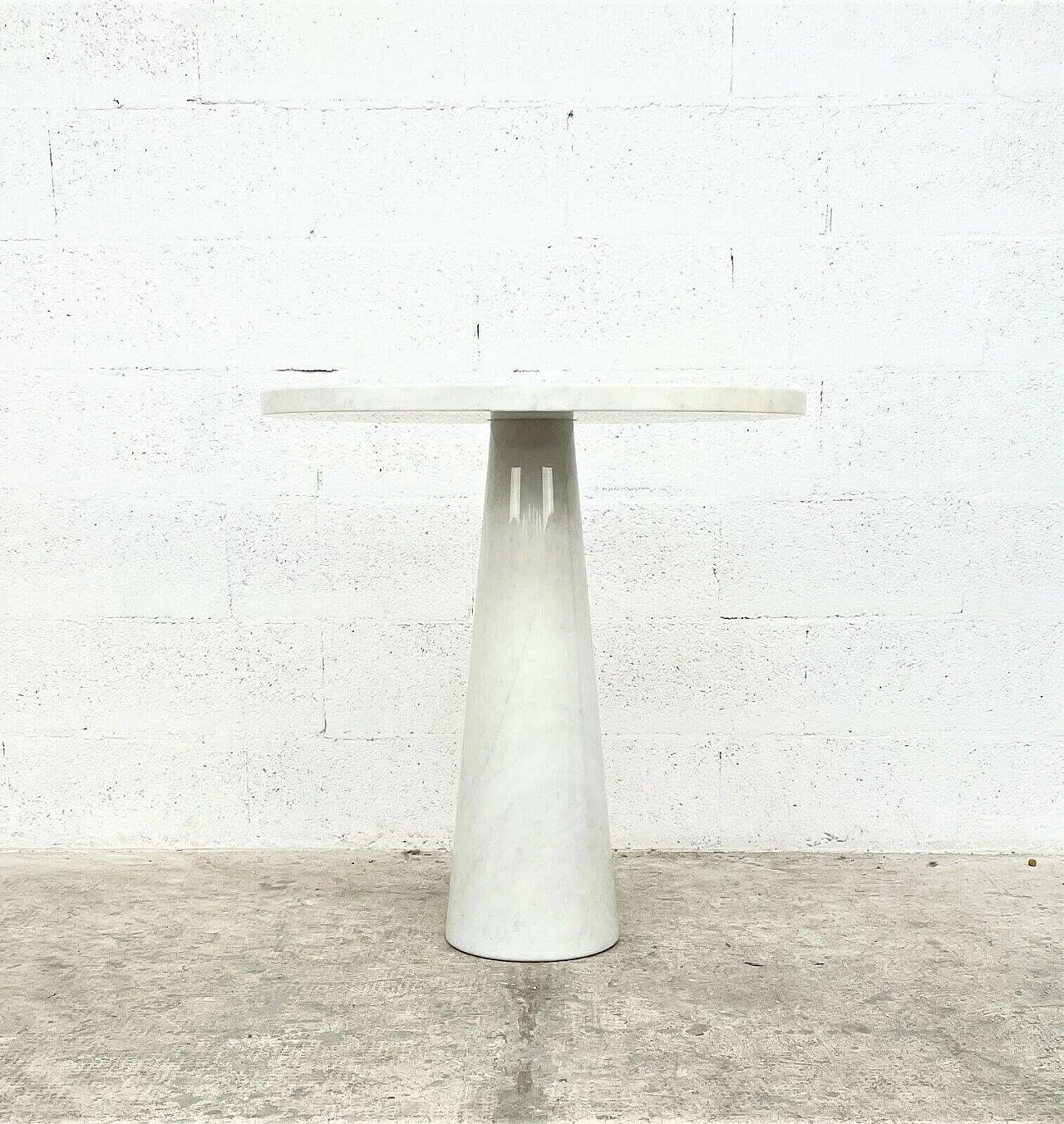 Eros side table in Carrara marble by Angelo Mangiarotti for Skipper, 70s 1312375