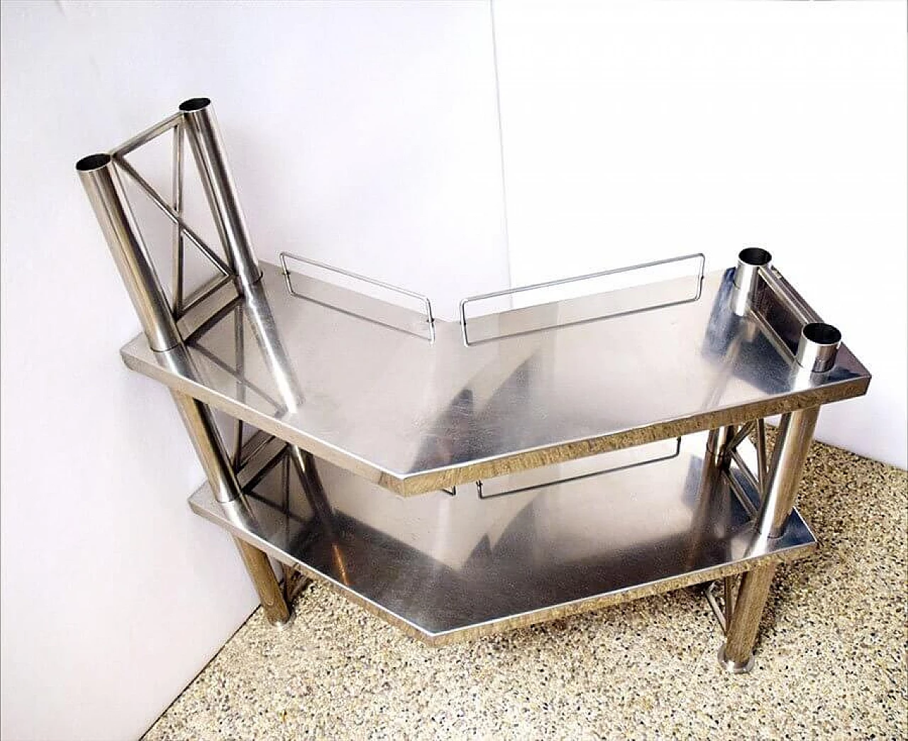 Corner console in steel, 70s 1312574