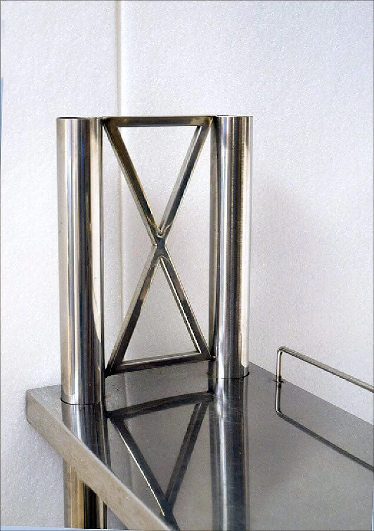 Corner console in steel, 70s 1312579