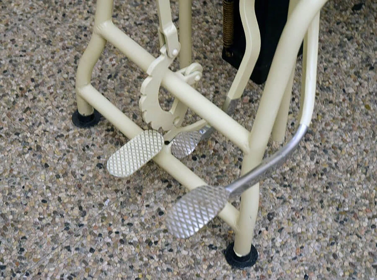 Adjustable dentist chair in metal, 40s 1312614