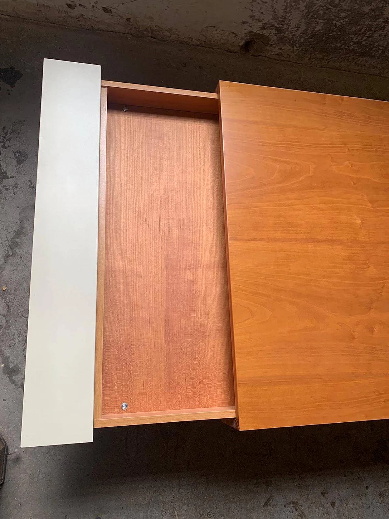 Coffee table with hidden storage compartment, early 2000s 1322842