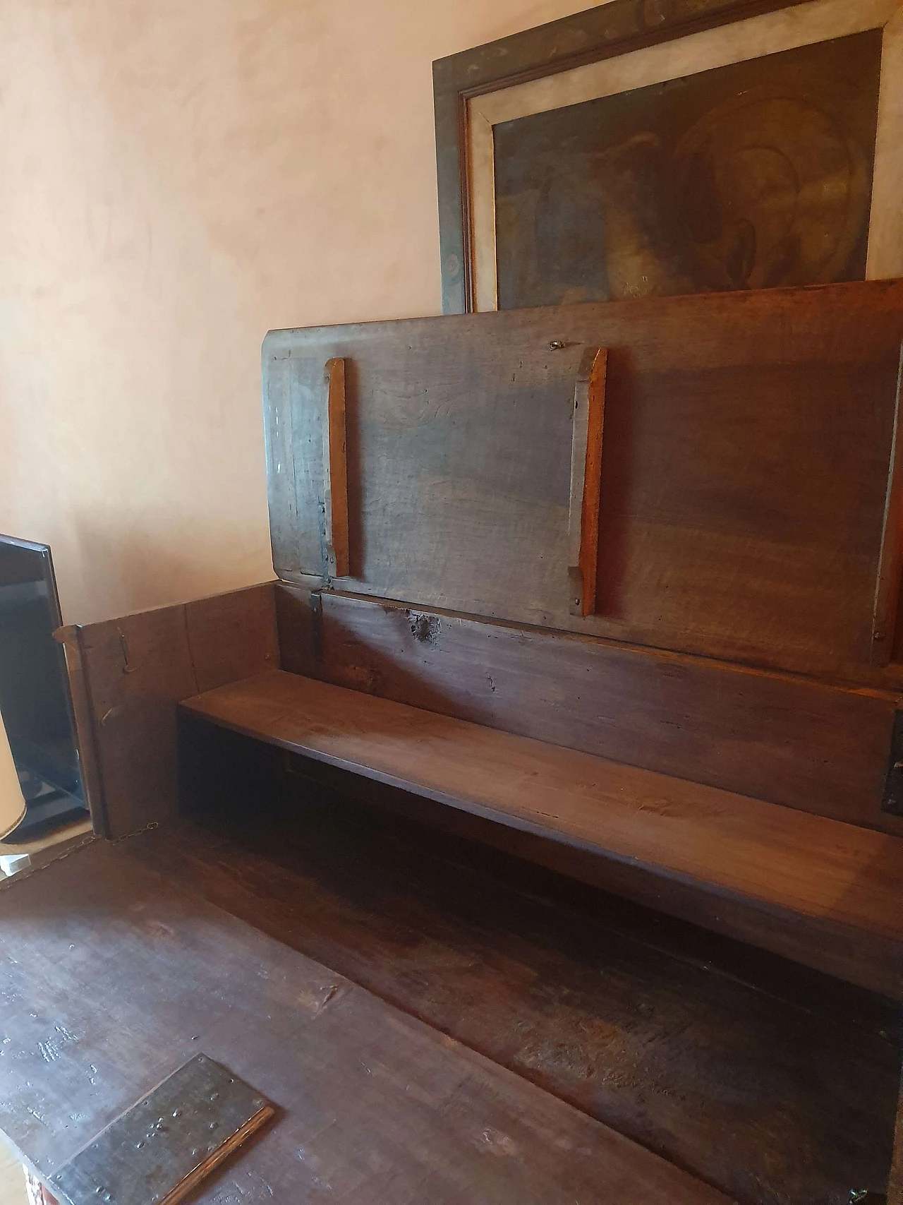 Credenza in noce, del '600 1324227