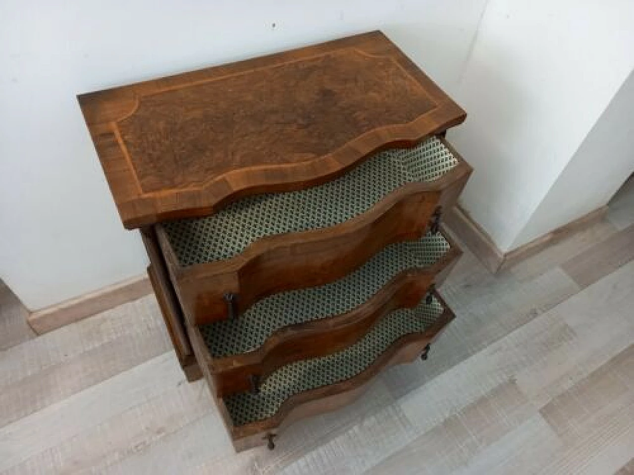 Cabinet with three drawers in walnut and briar, 1950s 1324337
