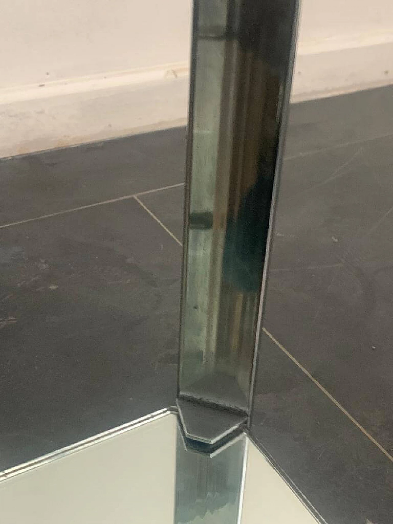 Piccola vetrina in vetro, specchio e acciaio di Cidue, anni '70 1324977