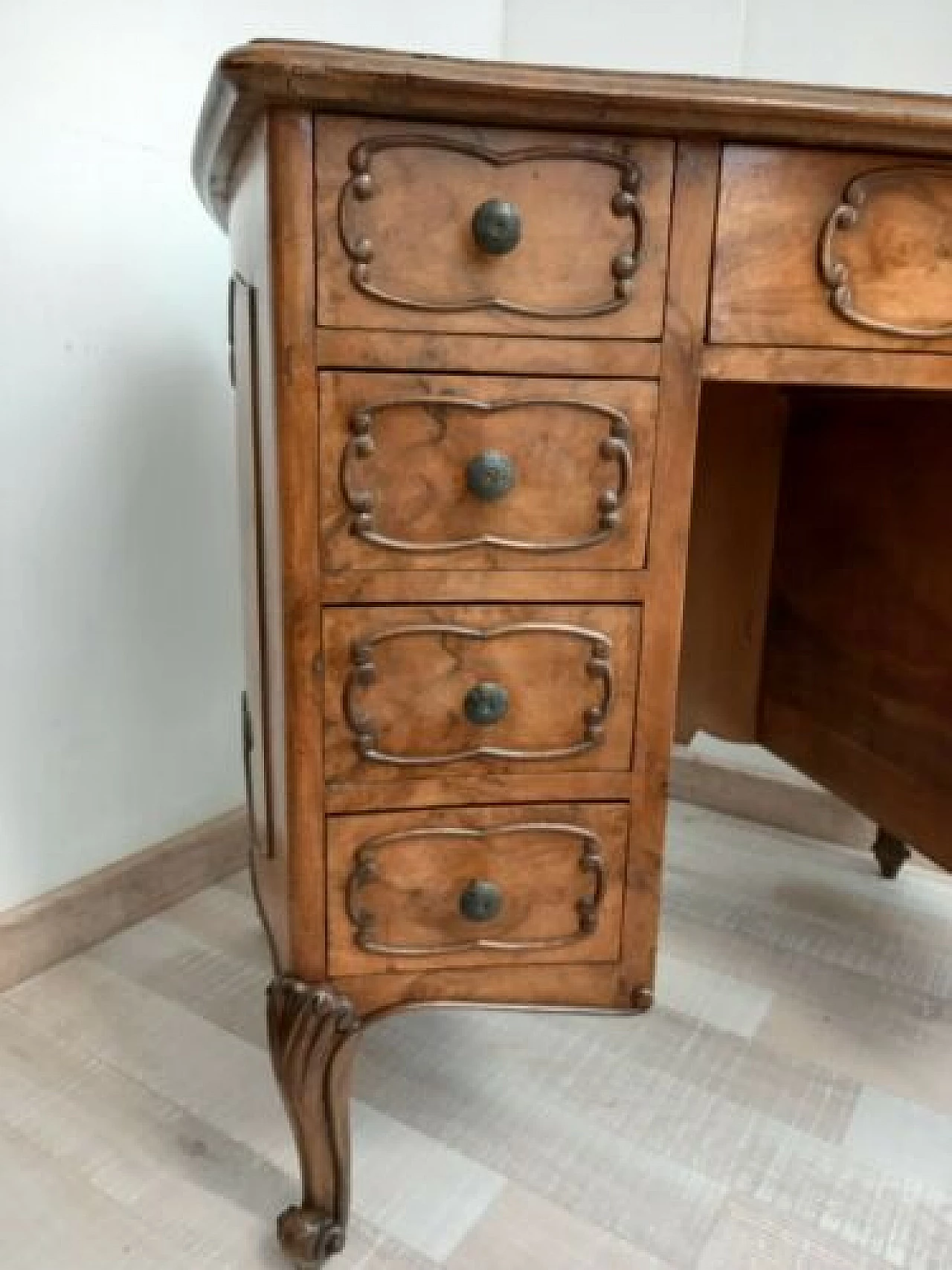 Louis XV style walnut-root slab desk 1325167