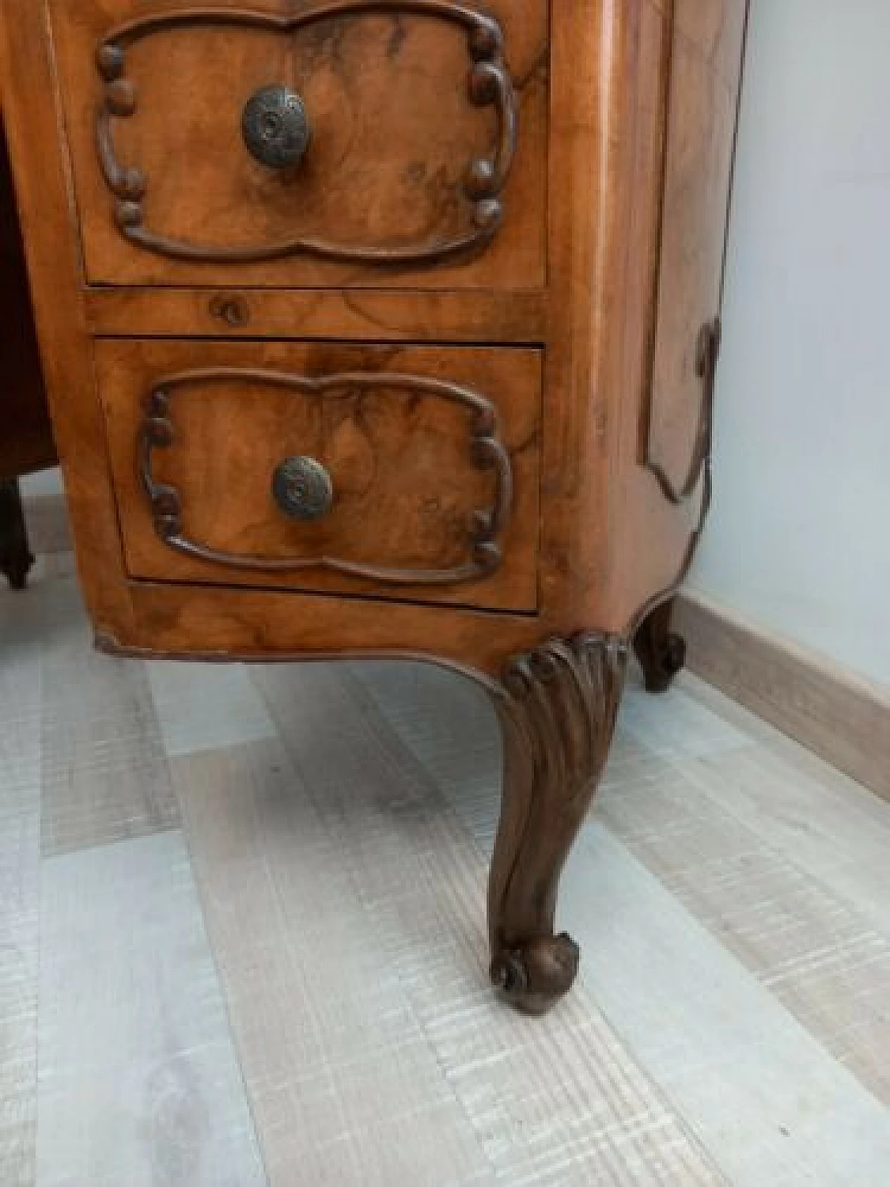 Louis XV style walnut-root slab desk 1325169