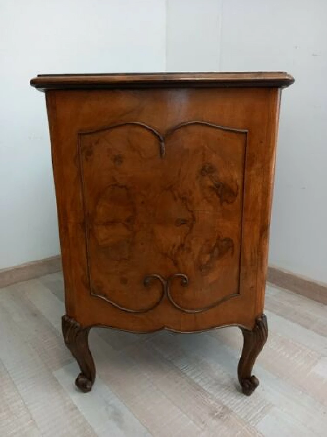 Louis XV style walnut-root slab desk 1325171