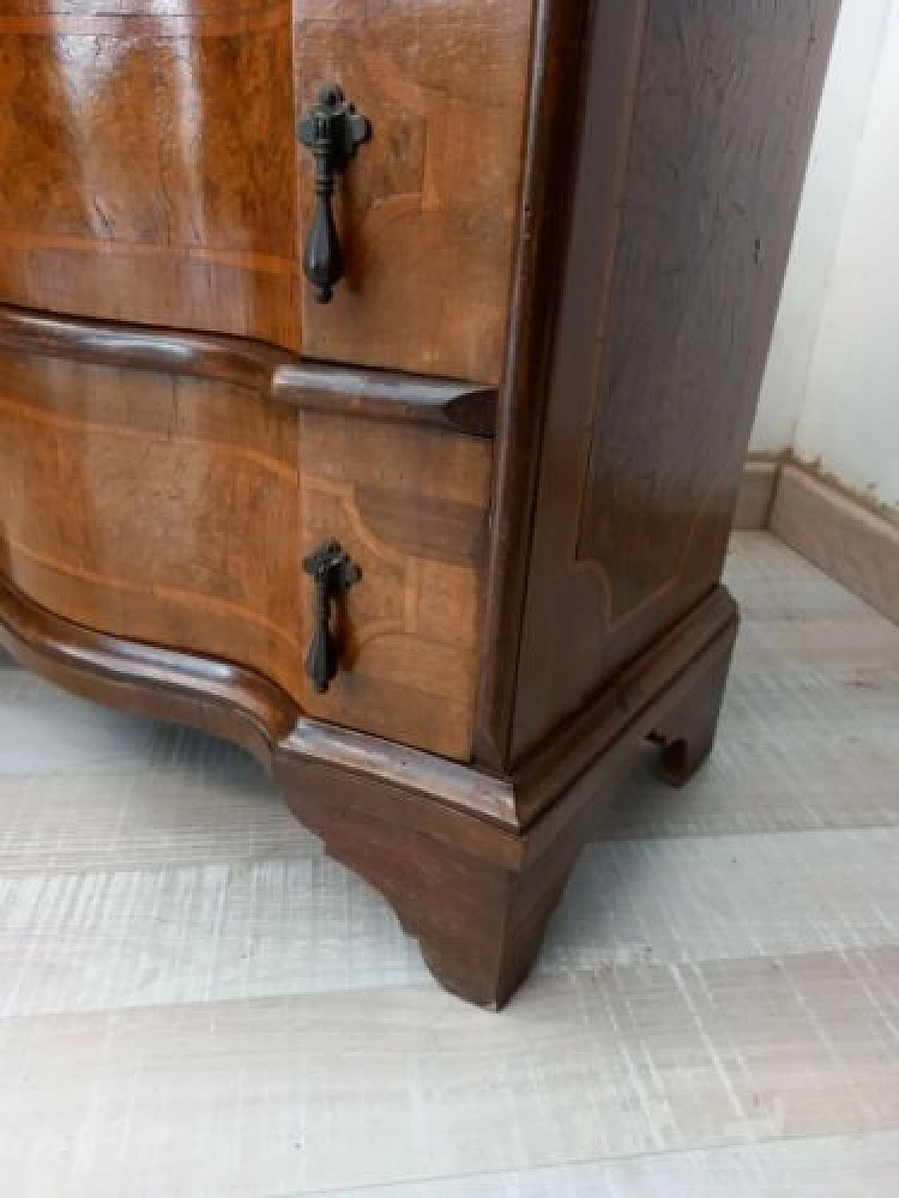 Cabinet with three drawers panelled in walnut and briarwood, 1940s 1326210