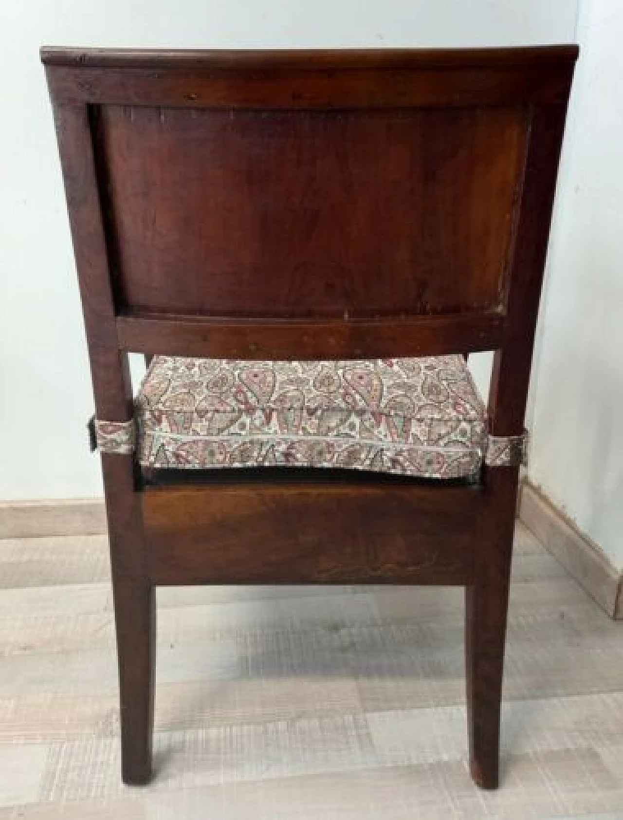 Solid walnut Direttorio armchair with internal compartment, late 18th century 1327226