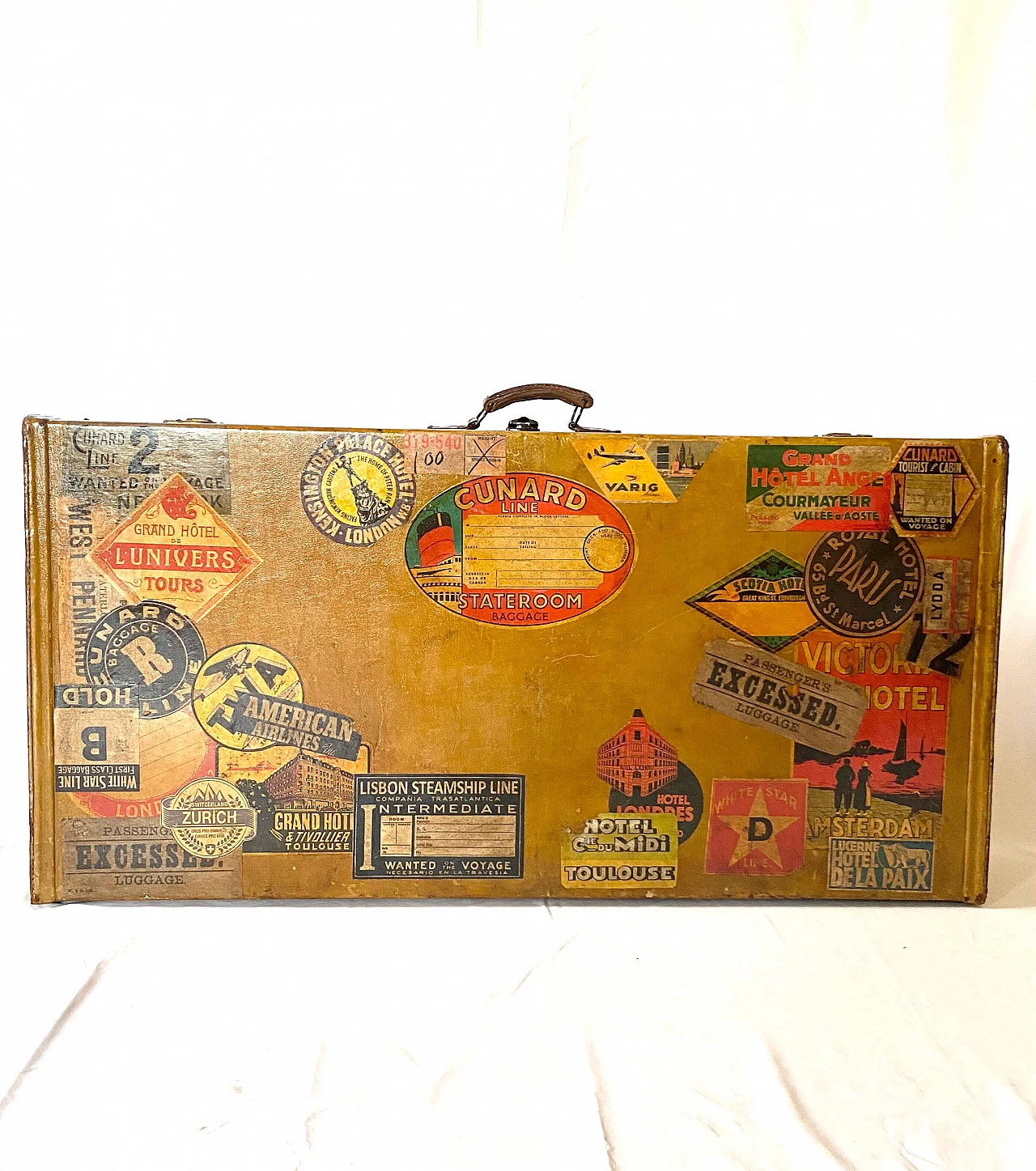 Italian leather travel suitcase, early 1900s 1330629