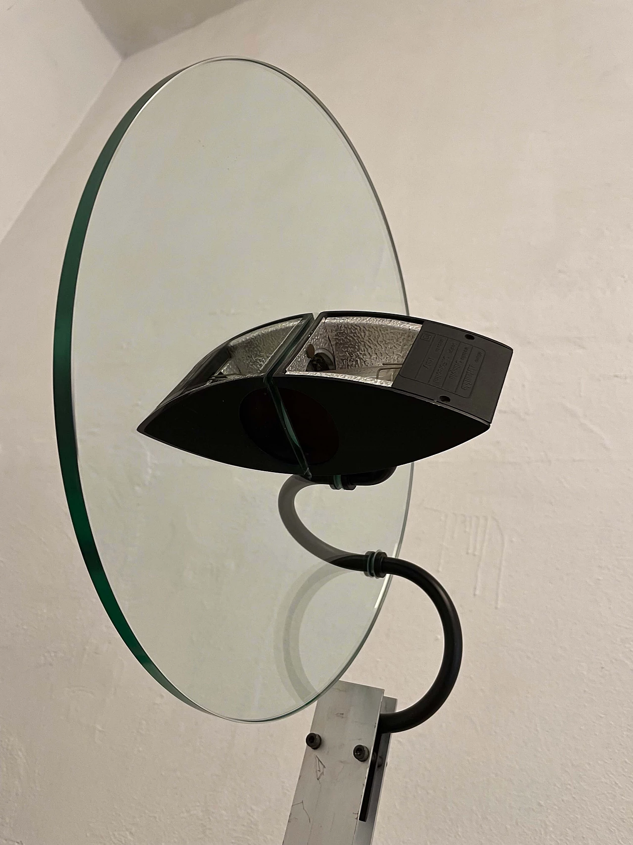 Lampada da terra Olimpia di Carlo Forcolini per Artemide, anni '80 1330795