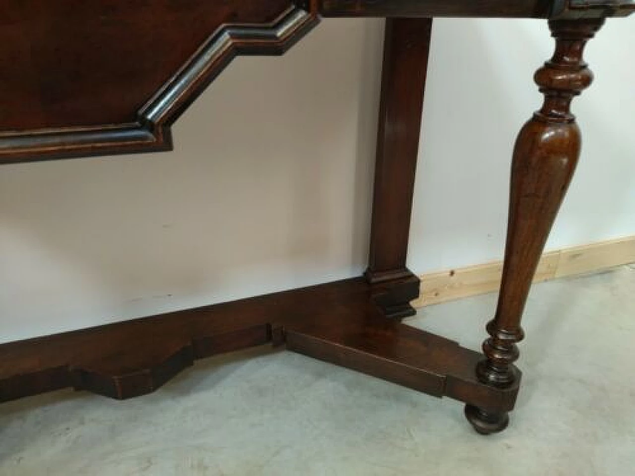 Umbertine walnut console table, late 19th century 1330837