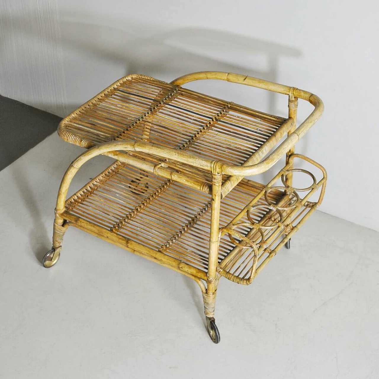 Trolley bar in bamboo cane in the style of Tito Agnoli, 60s 1331510