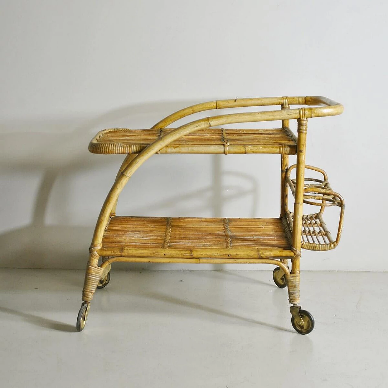Trolley bar in bamboo cane in the style of Tito Agnoli, 60s 1331511
