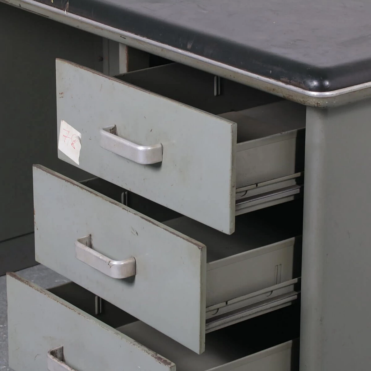 Desk for Palazzo Montecatini in metal with leather top by Gio Ponti for Antonio Parma Saronno, 30s 1331849