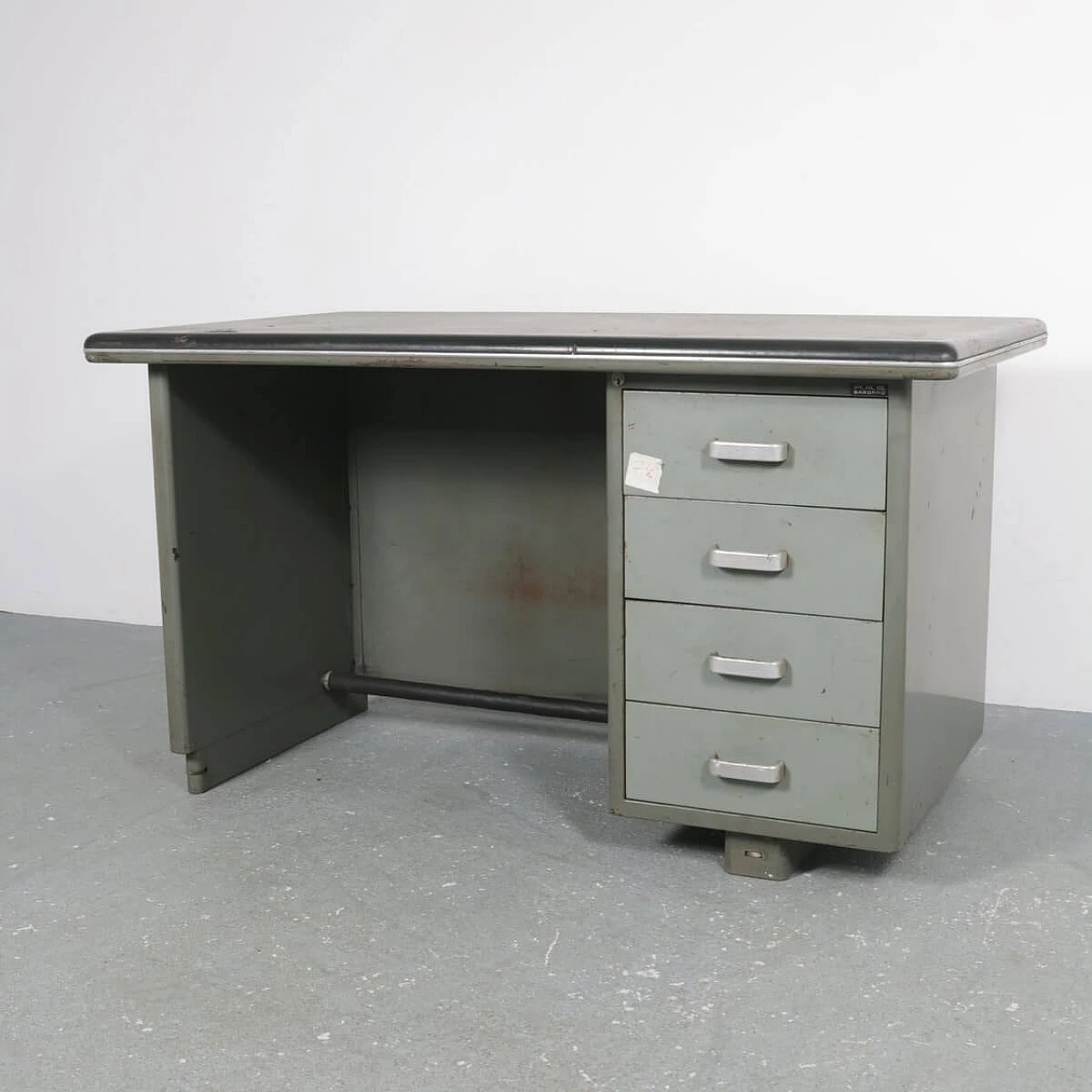 Desk for Palazzo Montecatini in metal with leather top by Gio Ponti for Antonio Parma Saronno, 30s 1331855