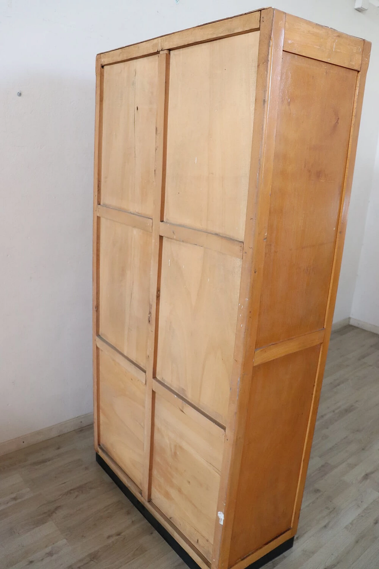 Large beech shutter cabinet, 1940s 1334025