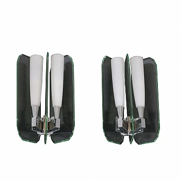 Coppia di applique in vetro verde nilo e vetro opalino, anni '70