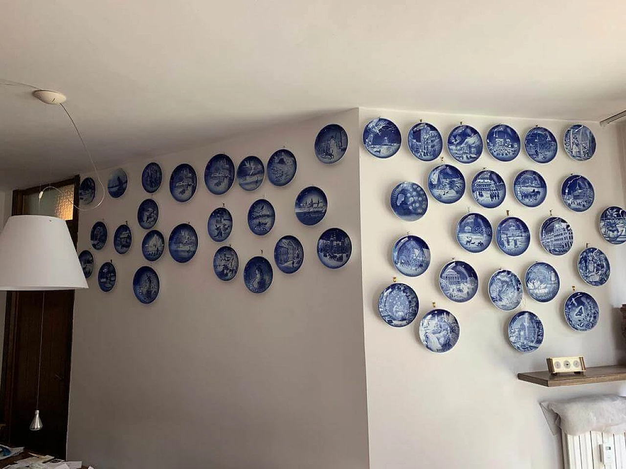 Desireé ceramic plates, 1970 to 2012 1337094