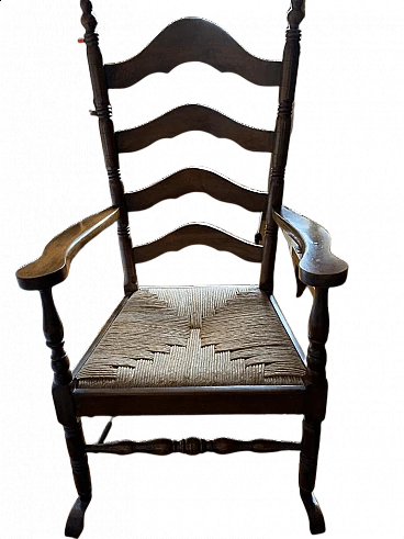 Sedia a dondolo in legno con seduta in paglia, anni '50