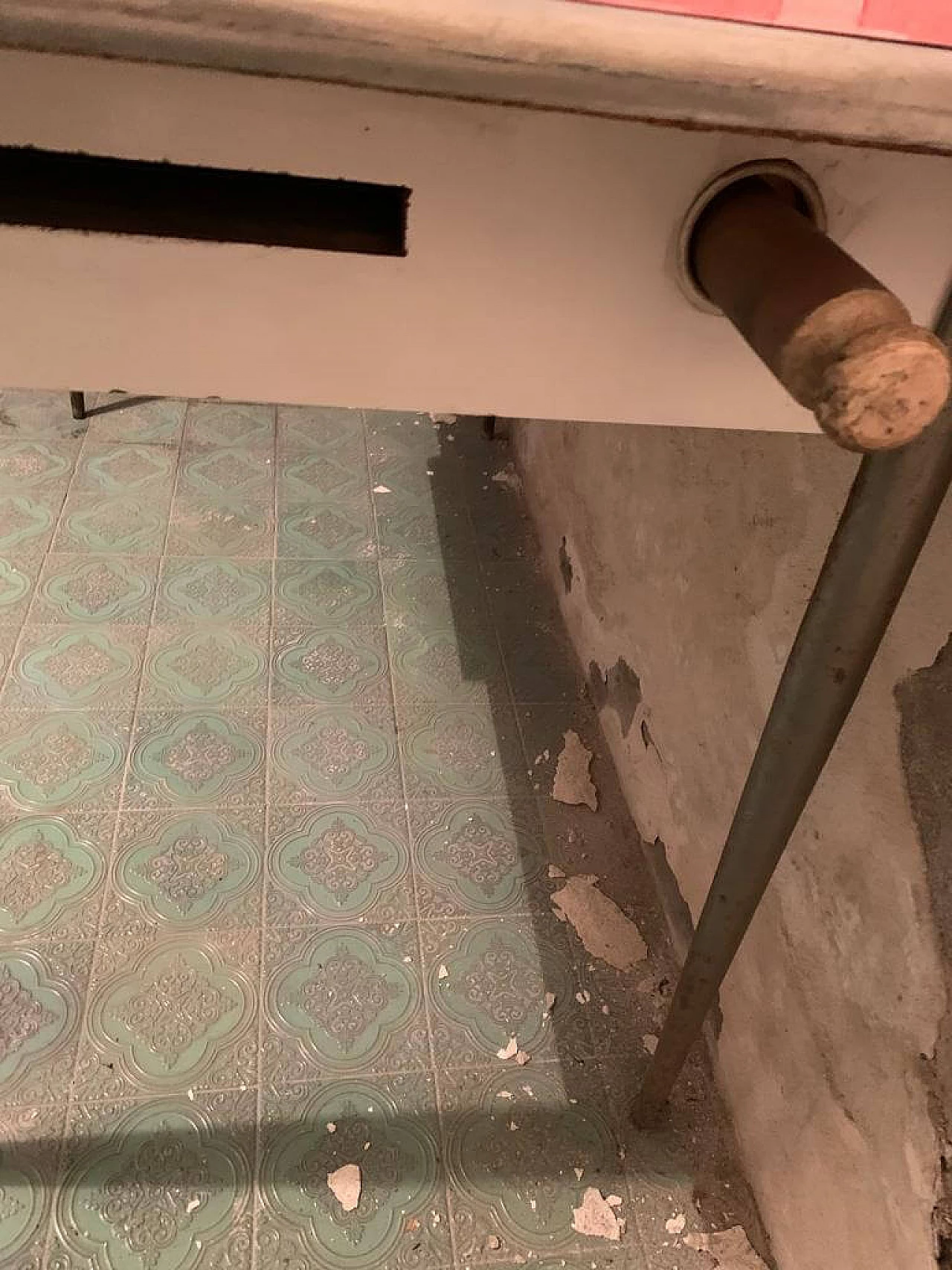 Kitchen table with built-in chopping board and rolling pin, 1950s 1340056