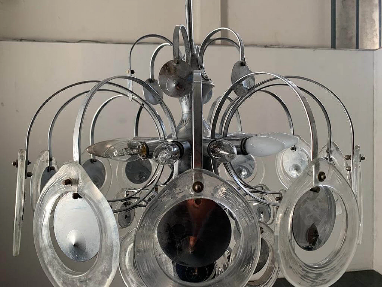 Disc chandelier in steel and fused glass, 70s 1341029