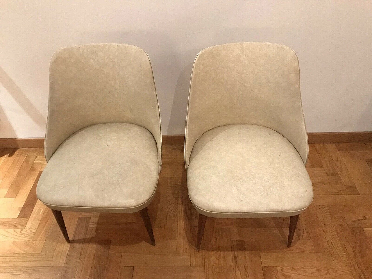 Pair of armchairs in skai and walnut, 50s 1342007