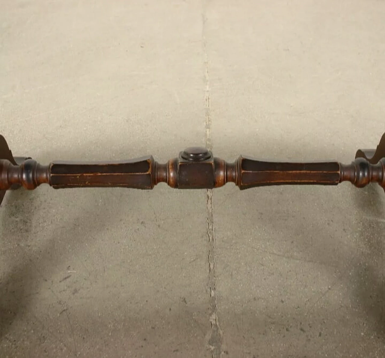 Small table with walnut-root top, 19th century 1343270