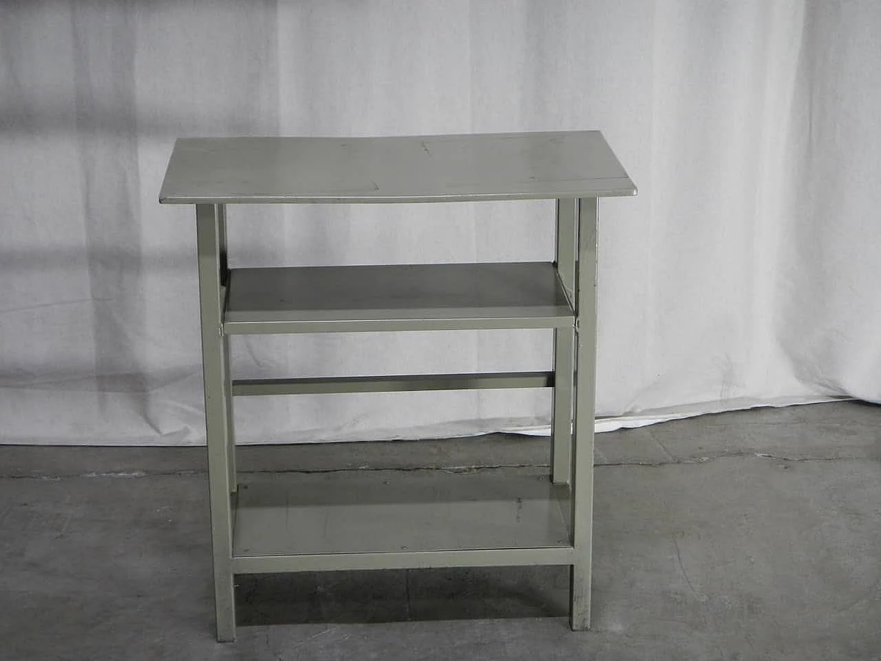 Iron shelf with 3 shelves, 1970s 1344495