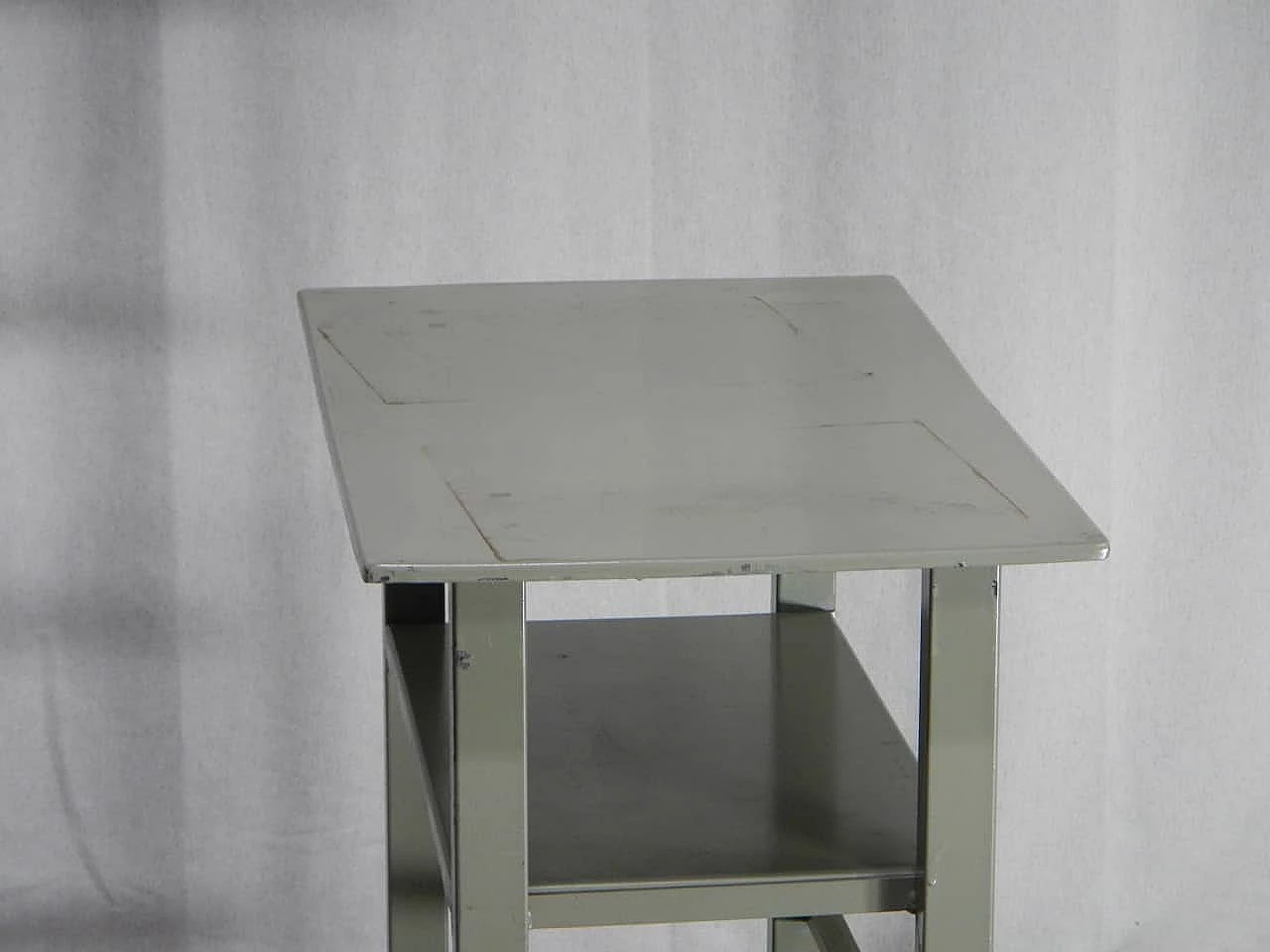 Iron shelf with 3 shelves, 1970s 1344498