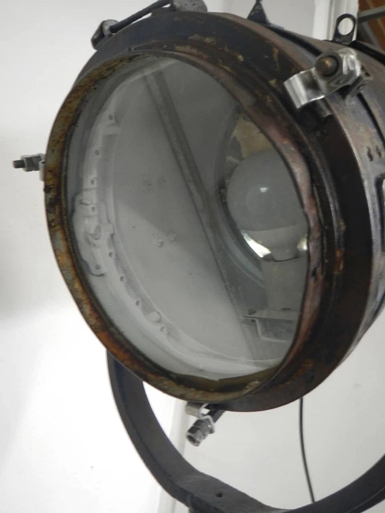 American naval searchlight Navy 95101 by Curtis Lighting, 1940s 1344586