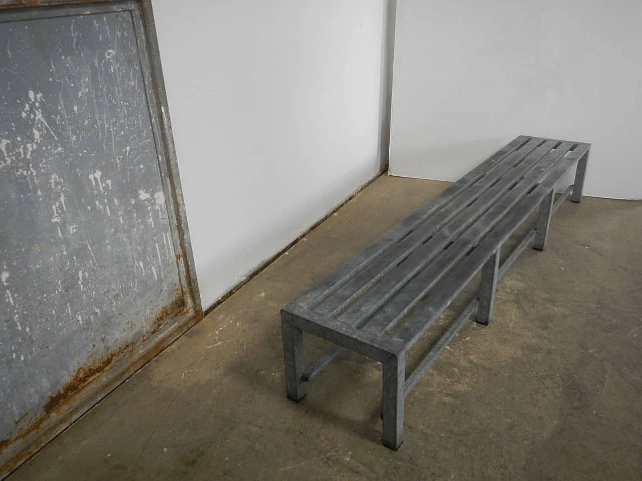 Galvanised metal bench, 1970s 1345026
