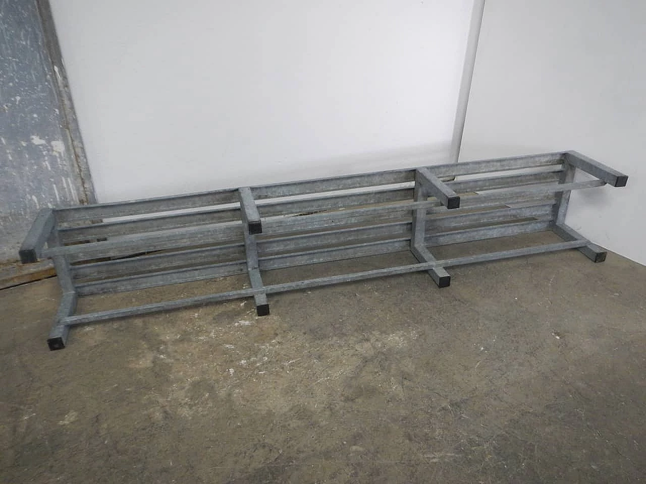 Galvanised metal bench, 1970s 1345033