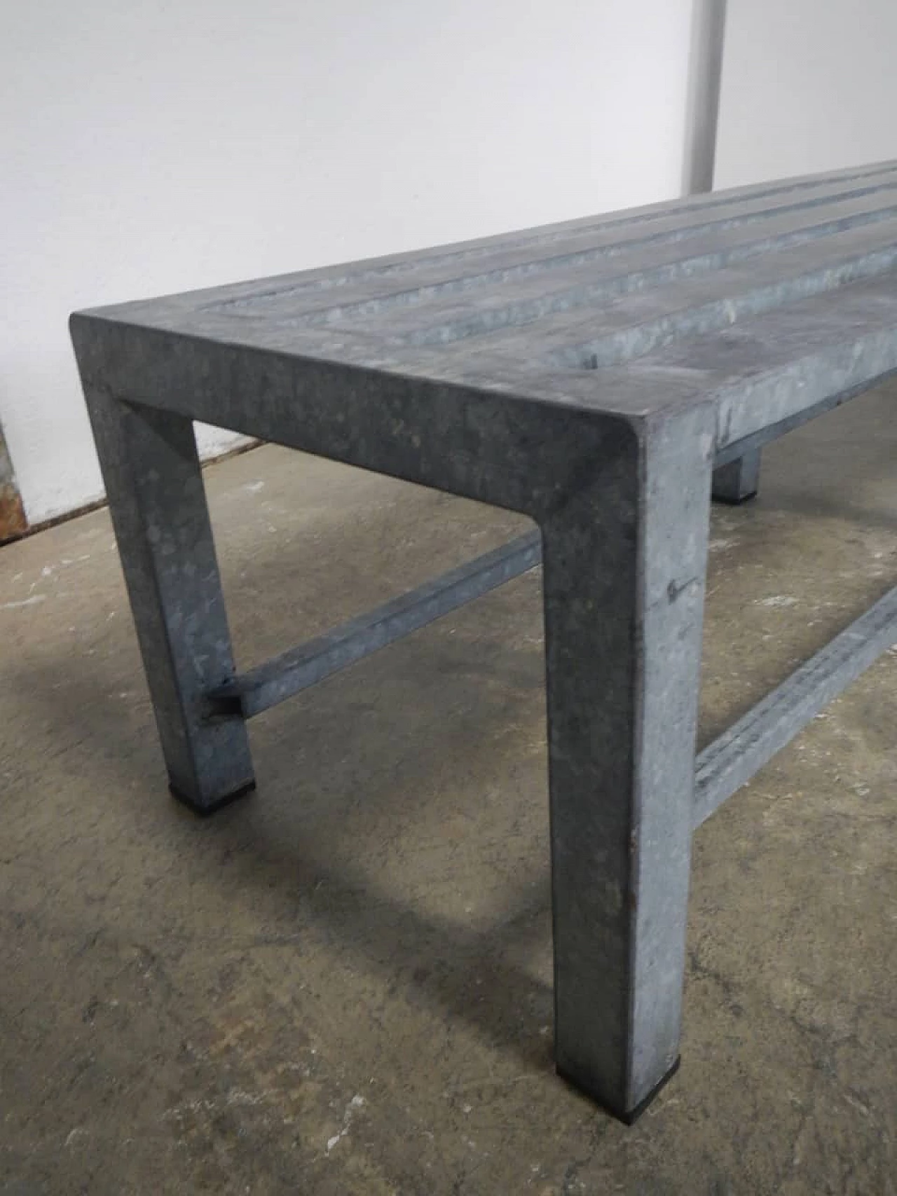 Galvanised metal bench, 1970s 1345035