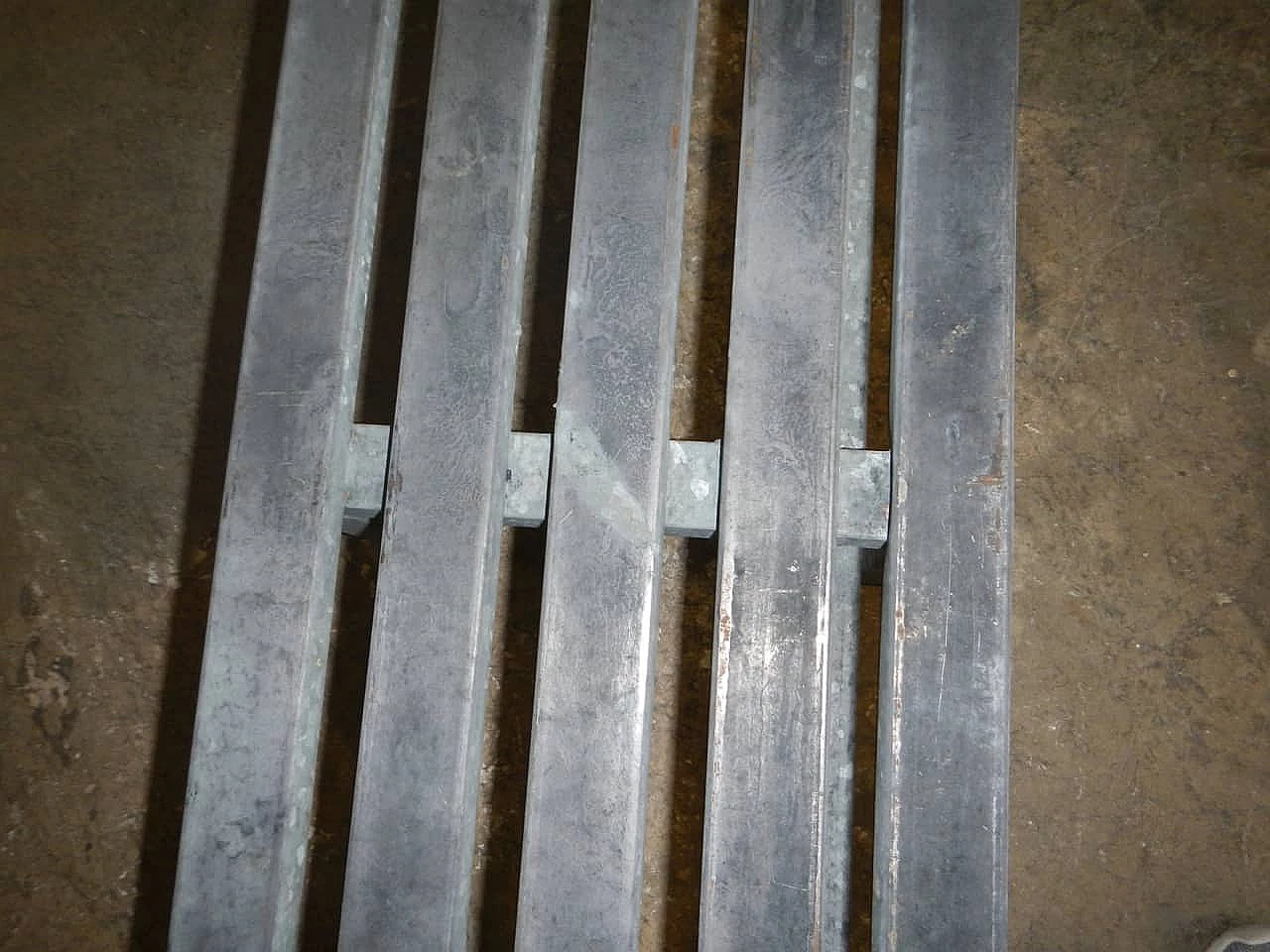 Galvanised metal bench, 1970s 1345040