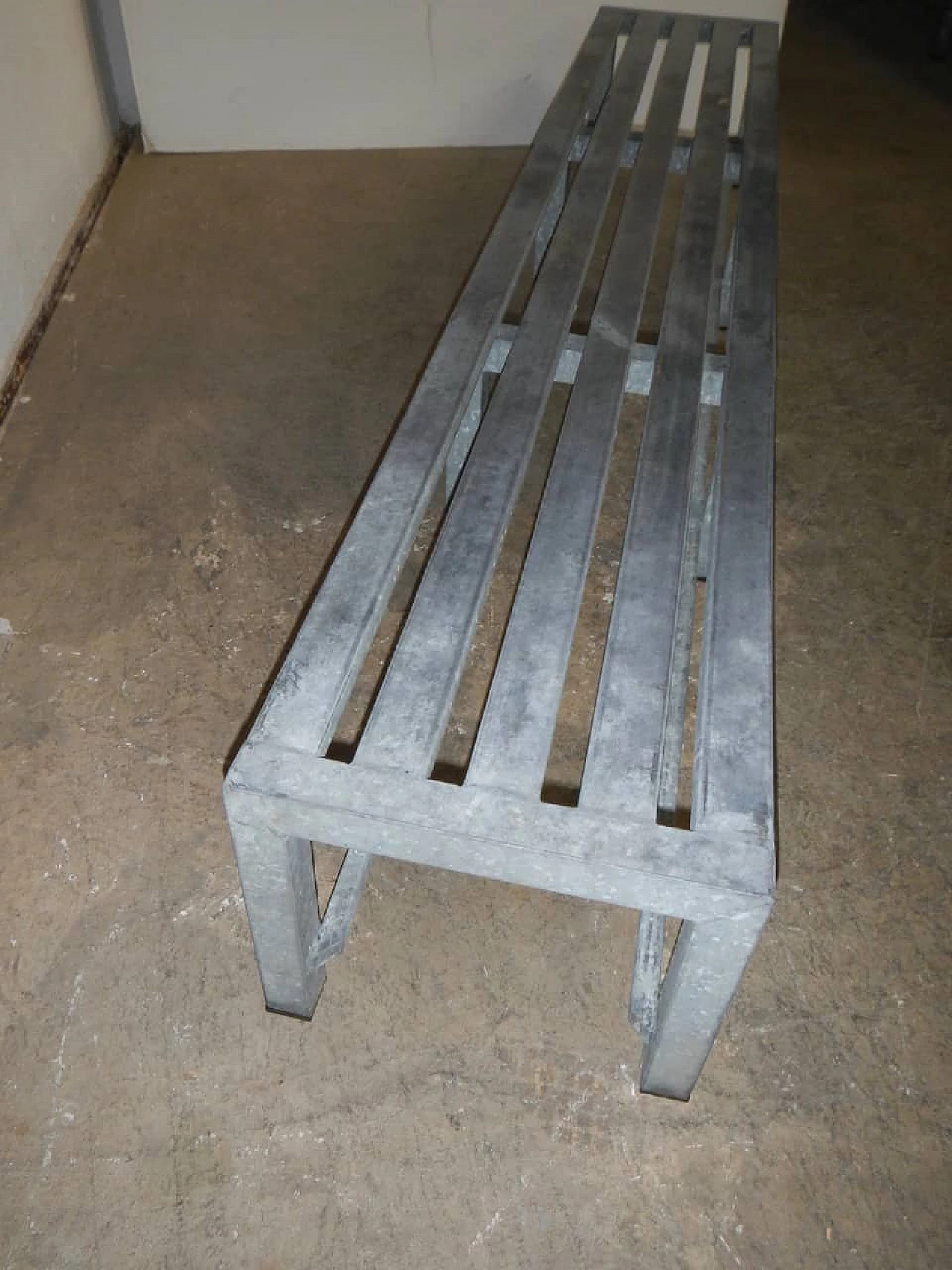 Galvanised metal bench, 1970s 1345042