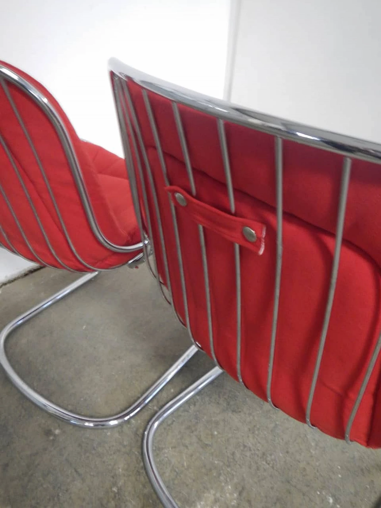 Coppia di sedie cromate in metallo, anni '70 1345552